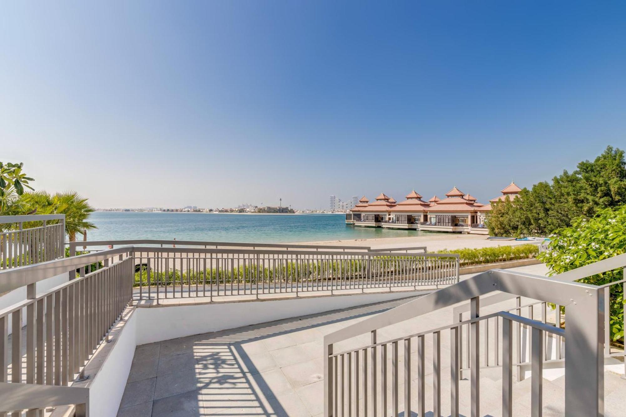 דובאי Luxury Azizi Mina Beachfront Apartments מראה חיצוני תמונה