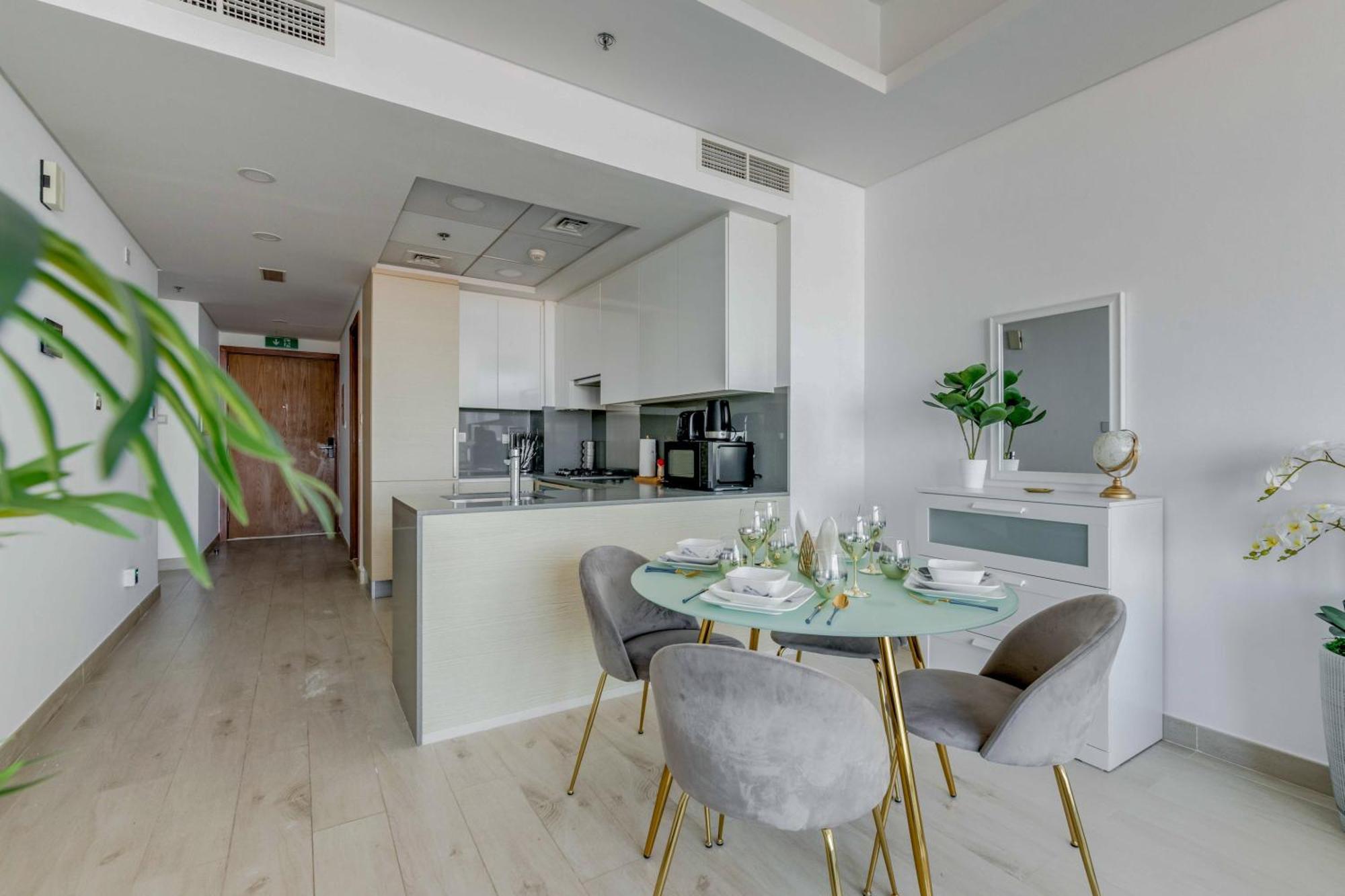 דובאי Luxury Azizi Mina Beachfront Apartments מראה חיצוני תמונה