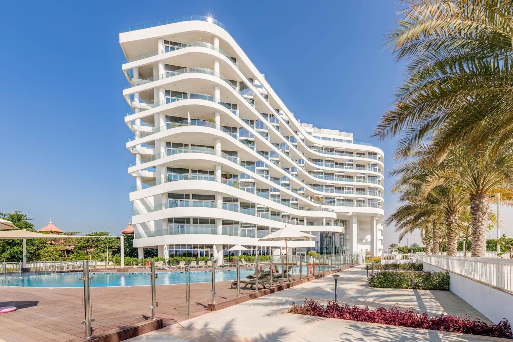 דובאי Luxury Azizi Mina Beachfront Apartments מראה חיצוני תמונה
