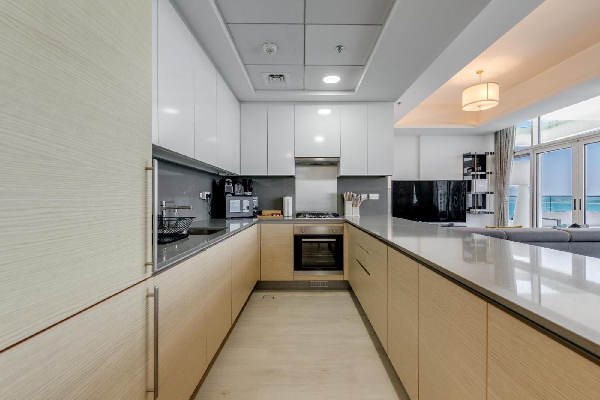 דובאי Luxury Azizi Mina Beachfront Apartments מראה חיצוני תמונה